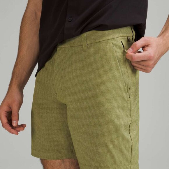 Lululemon Men's Commission Classic-Fit Short 7" *Ventlight - Green - Picture 2 of 9